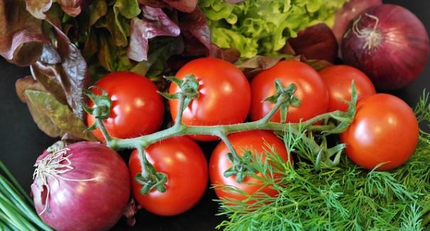 tomatoes_salad